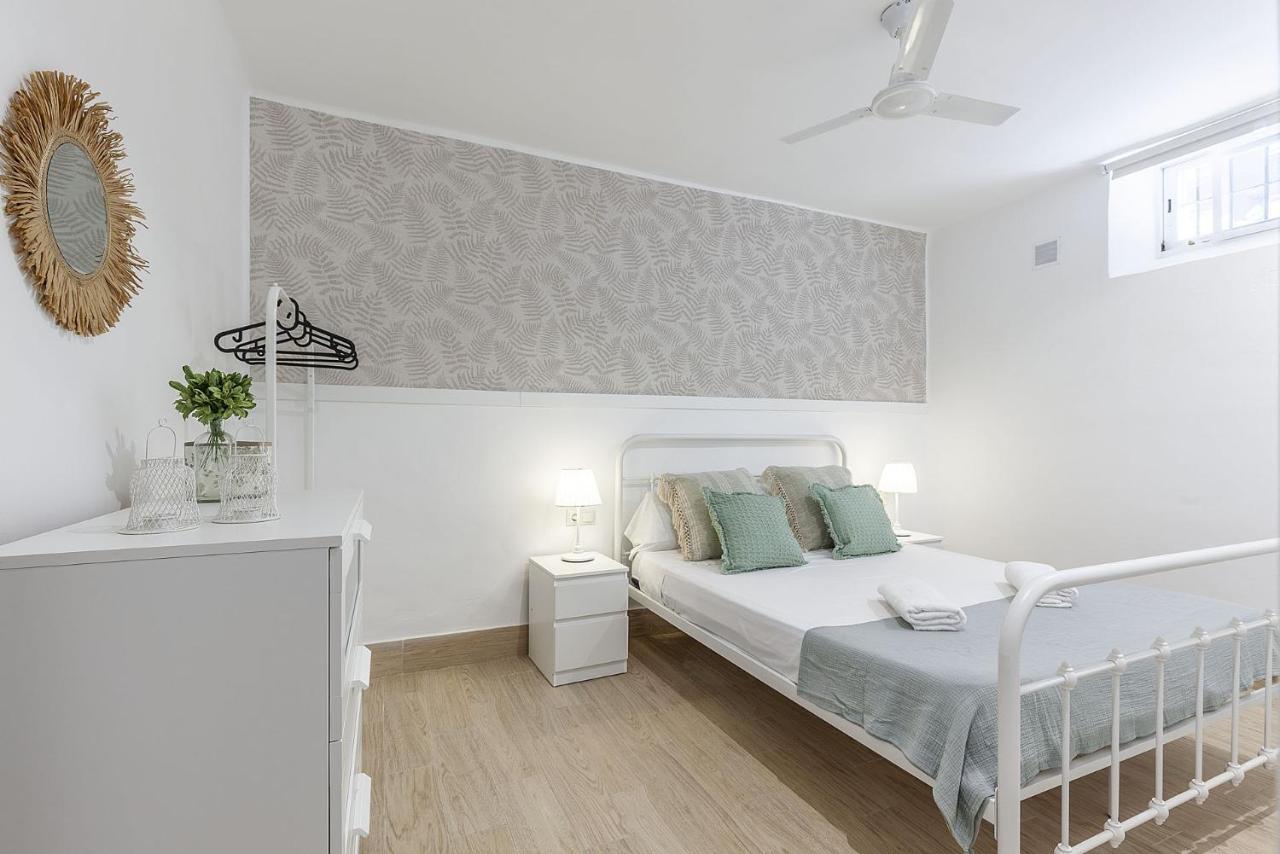 Elegante Apt De Diseno 2 Hab Sevilla Wifi-5 Pax Luaran gambar